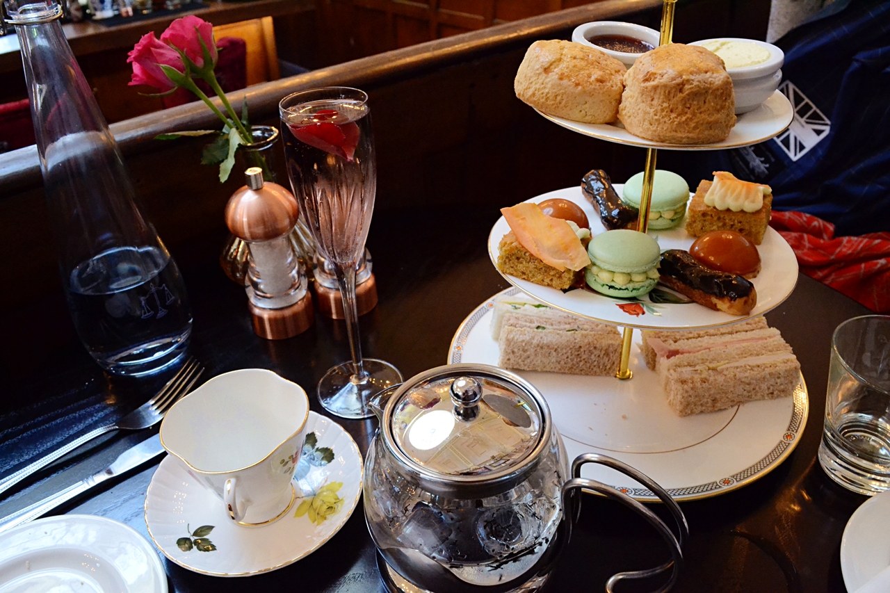 the courthouse knutsford cheshire afternoon tea