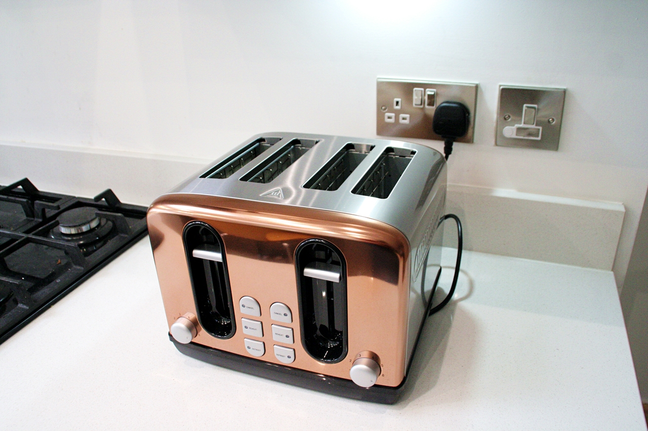 copper toaster wilko