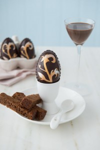 Baileys Chocolat Luxe Easter Egg - Lifestyle