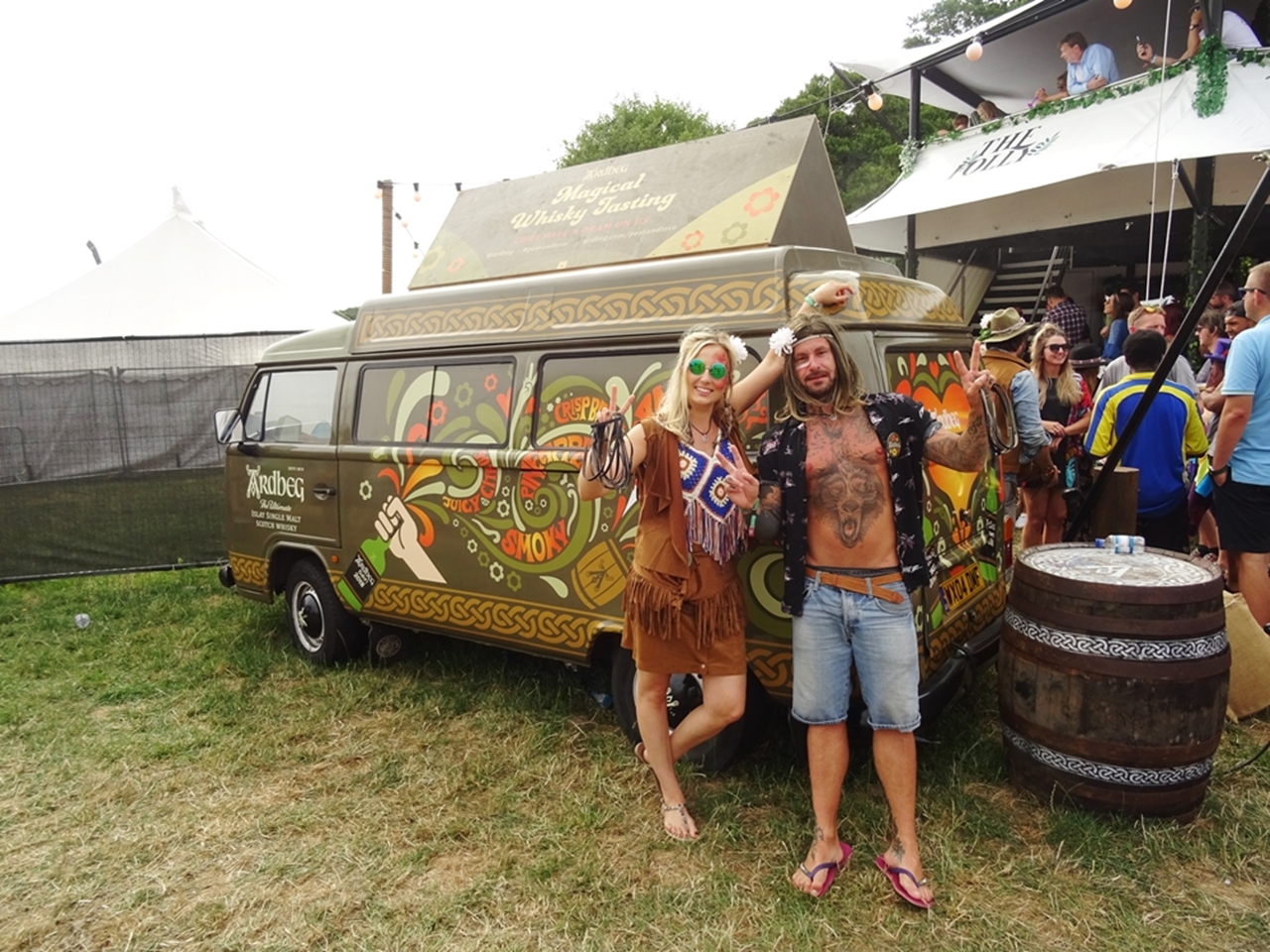 hippies bluedot festival style