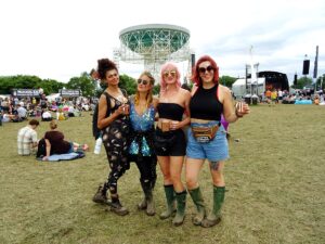 style spotted outfits bluedot 2019