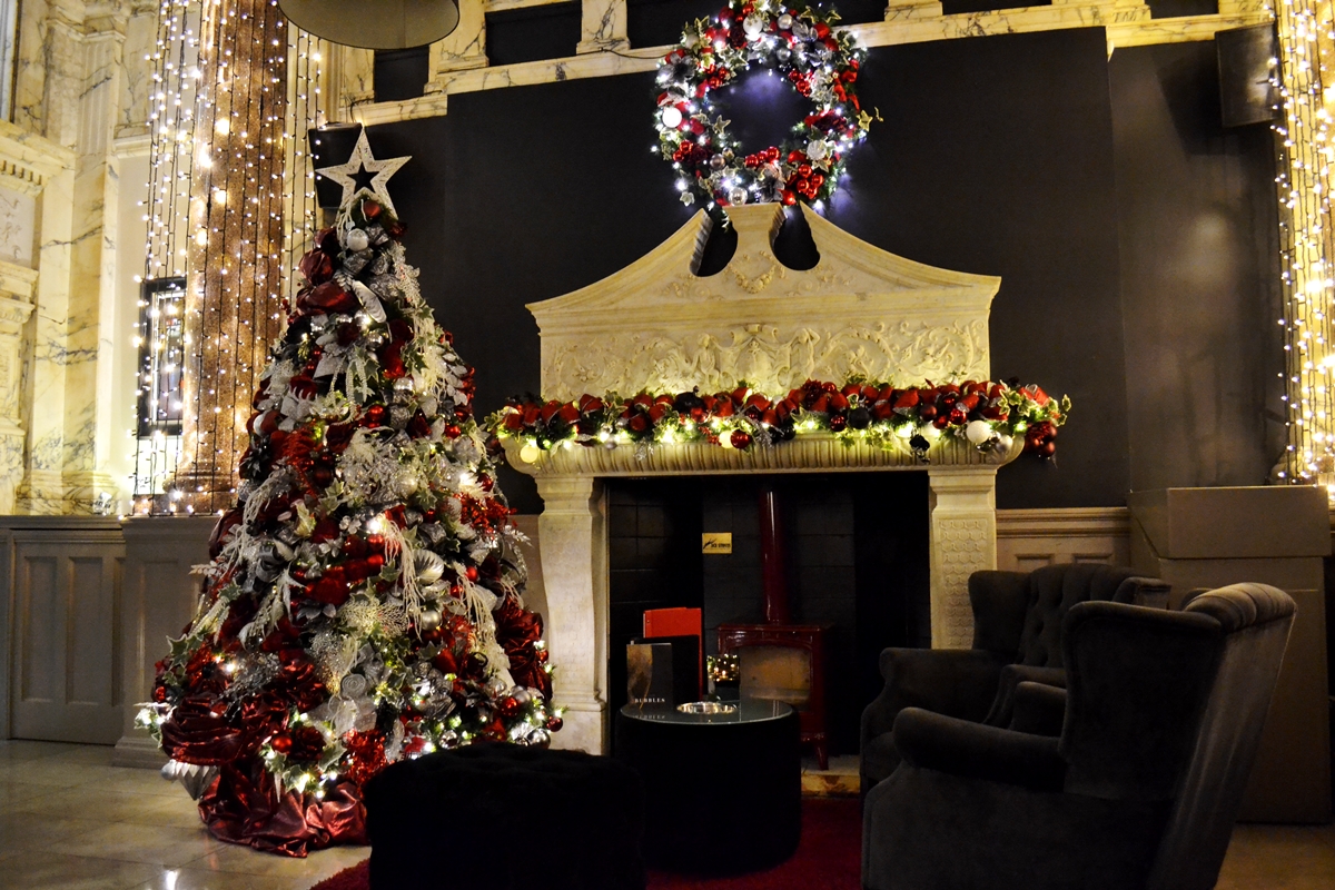 rosso restaurant bar manchester marble christmas white tree luxury decorations fireplace