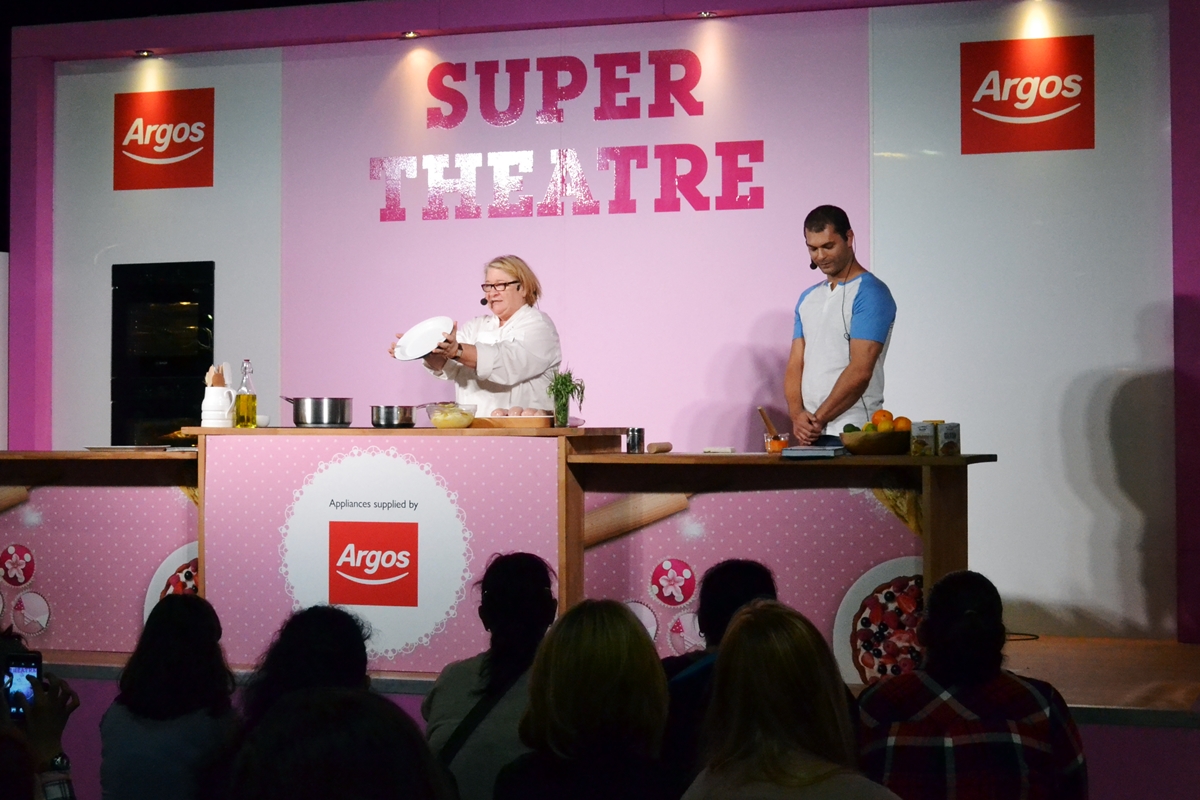 rosemary shrager cake and bake show manchester event city 2016