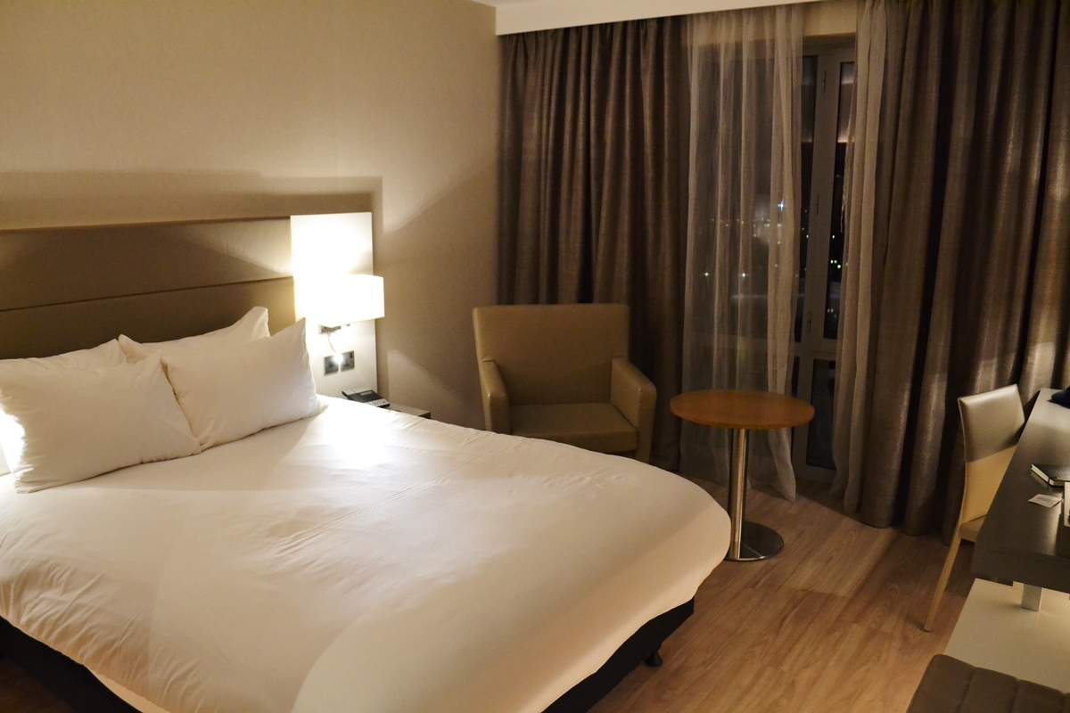 ac hotel salford quays room manchester