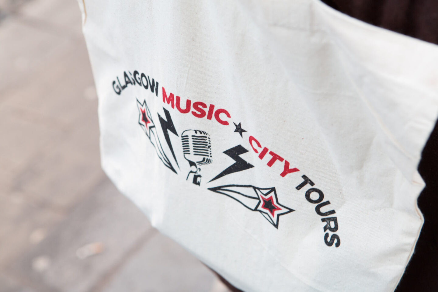 music tour tote bag