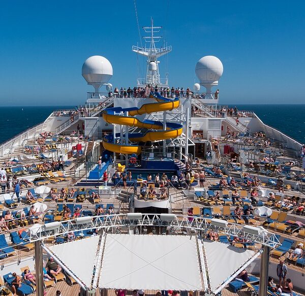 5 Cruise Ships that are perfect for young people