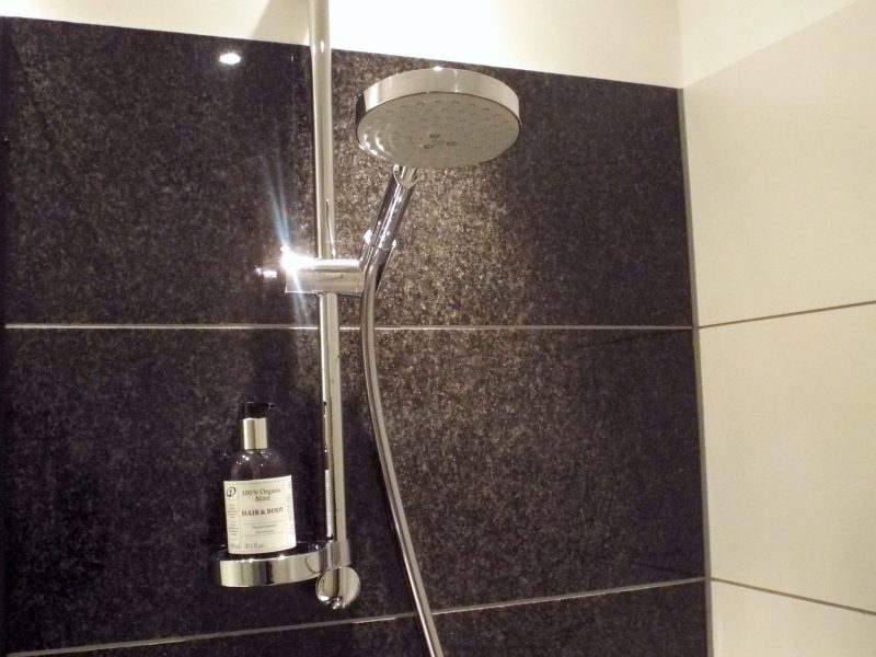 Motel One Manchester Piccadilly hotel shower